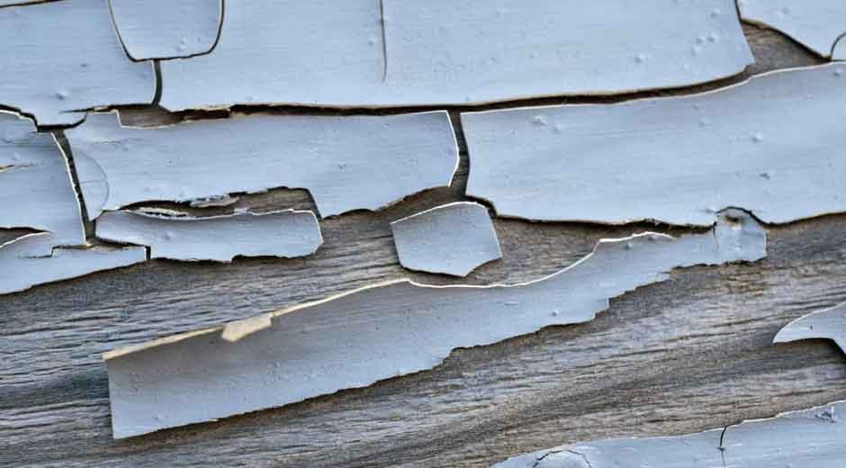 What to Do About Peeling Paint in a Rental